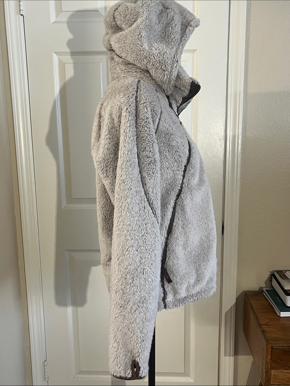 KÜHL Flight Fleece Hooded Jacket Women's Extra Large XL Stone Sherpa Zip Up - Picture 3 of 13